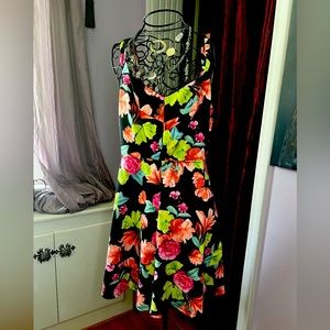 Lovesick Torrid Floral Keyhole Dress